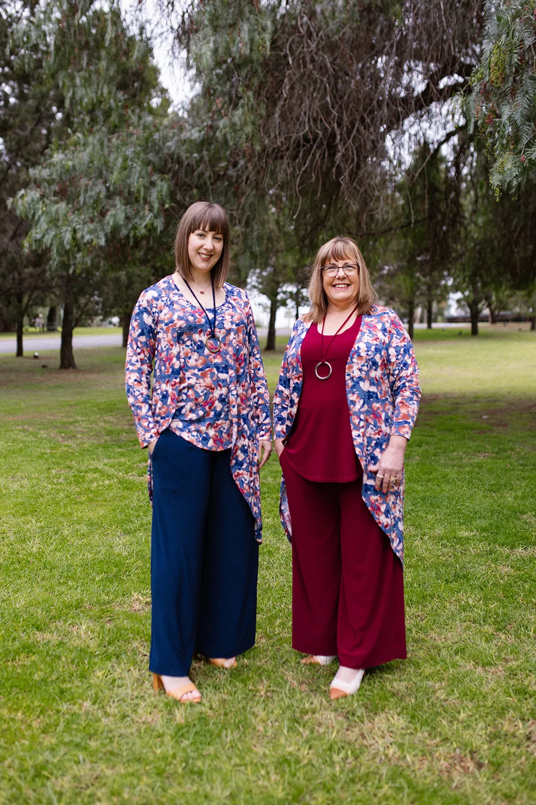 AQUILA Wide Leg Pant in Navy Allure