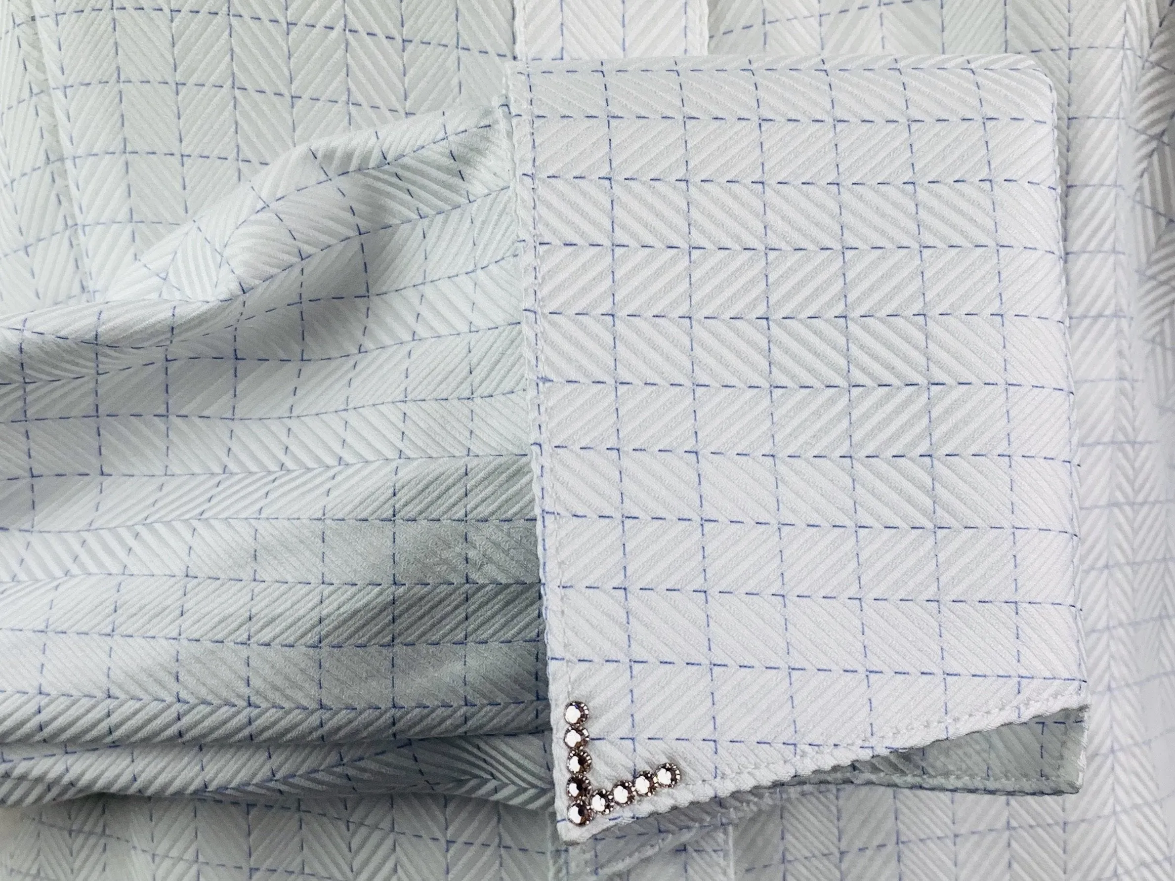 CR Classic White with Royal Woven Square Italian Cotton