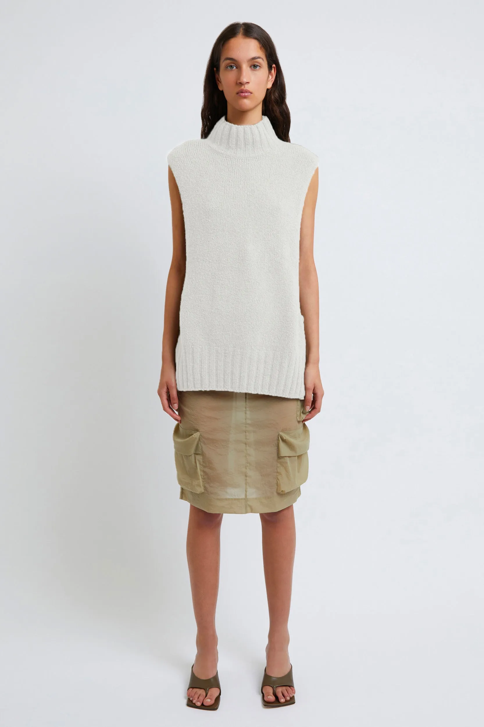 Escapee Sweater Vest Combo in Cream