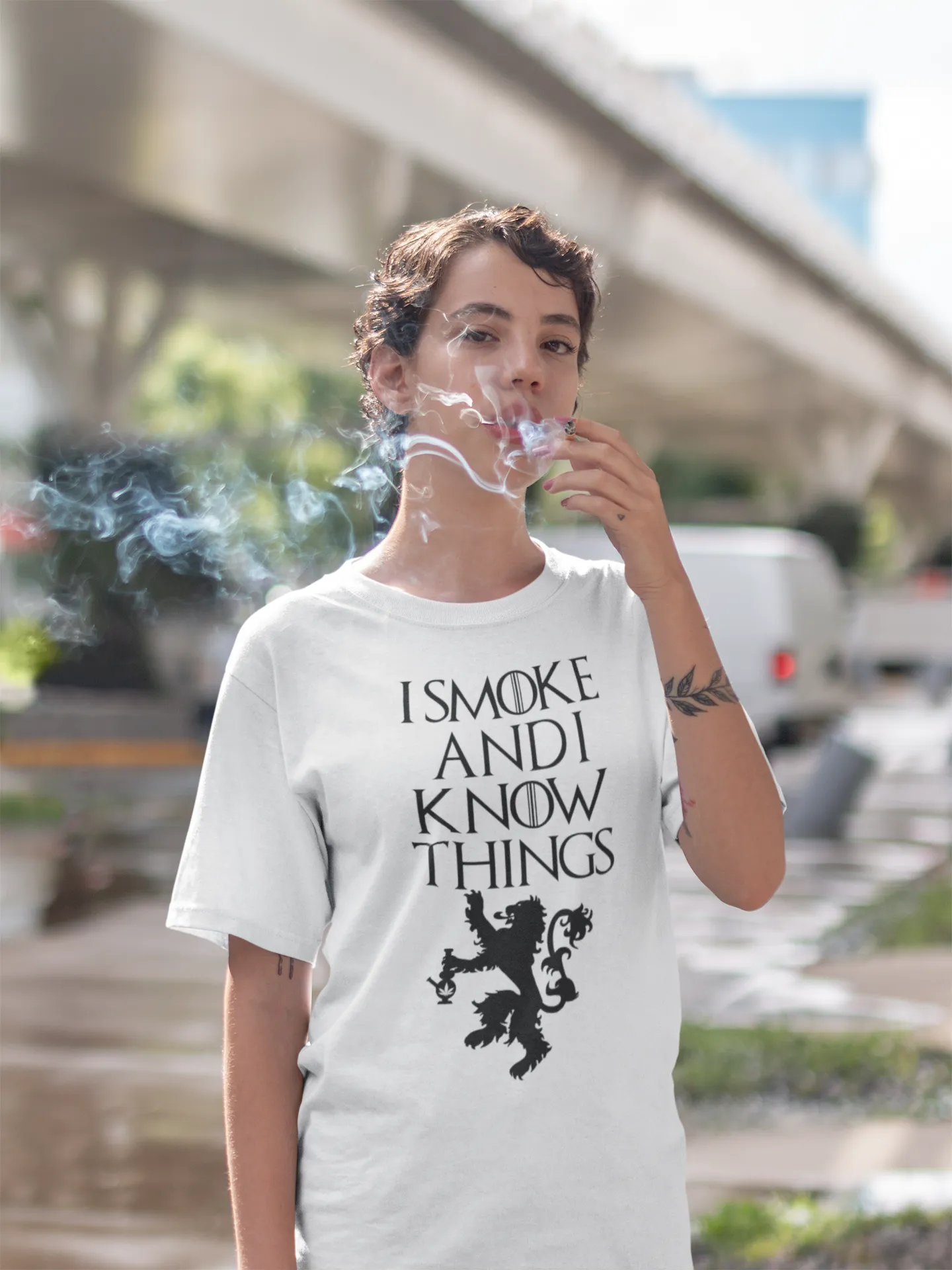 I smoke and I know things