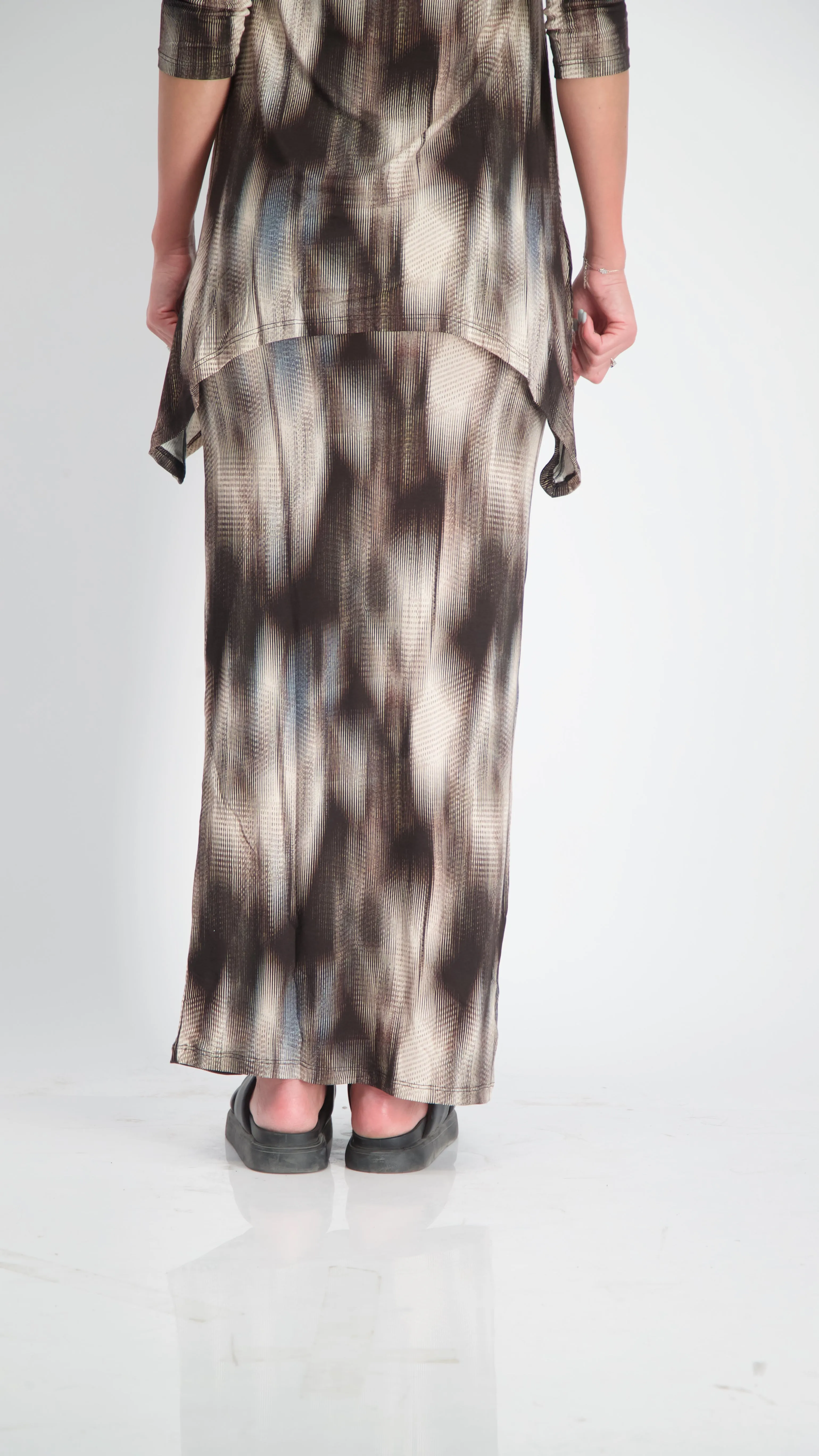 Maxi Skirt / Brown Lines