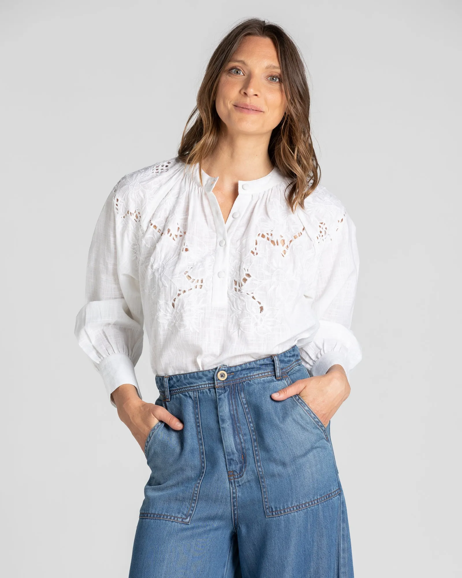 Nyra Embroidered Top - White