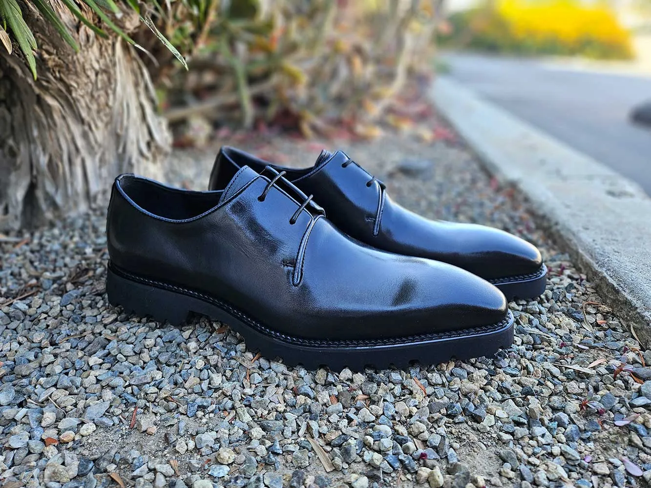 Whole Cut Derby With Lug Sole